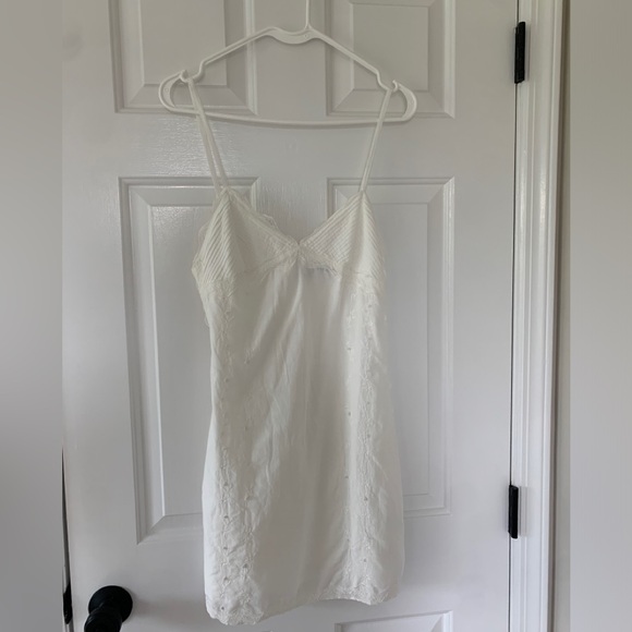 Zara Dresses & Skirts - Elegant White Dress